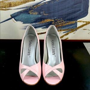 Sam & Libby Light Pink Crisscross Heels